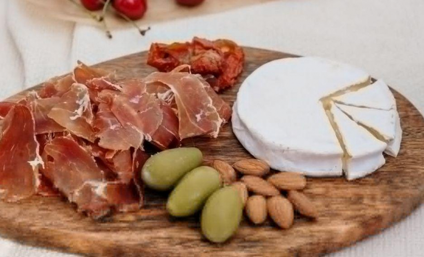 Россиян предостерегли от вывоза из Турции продуктов животного происхождения