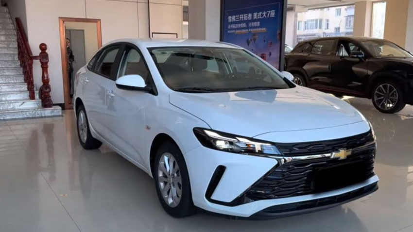 В России стартовали продажи новых Chevrolet Monza 2023 из Китая