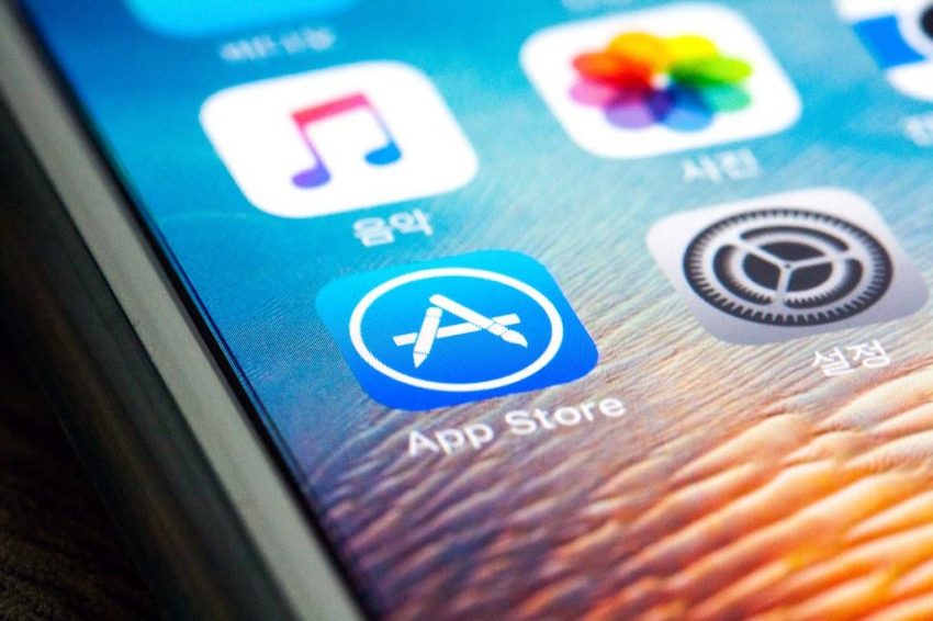 После выхода iOS 17 App Store начал показывать время загрузки приложений