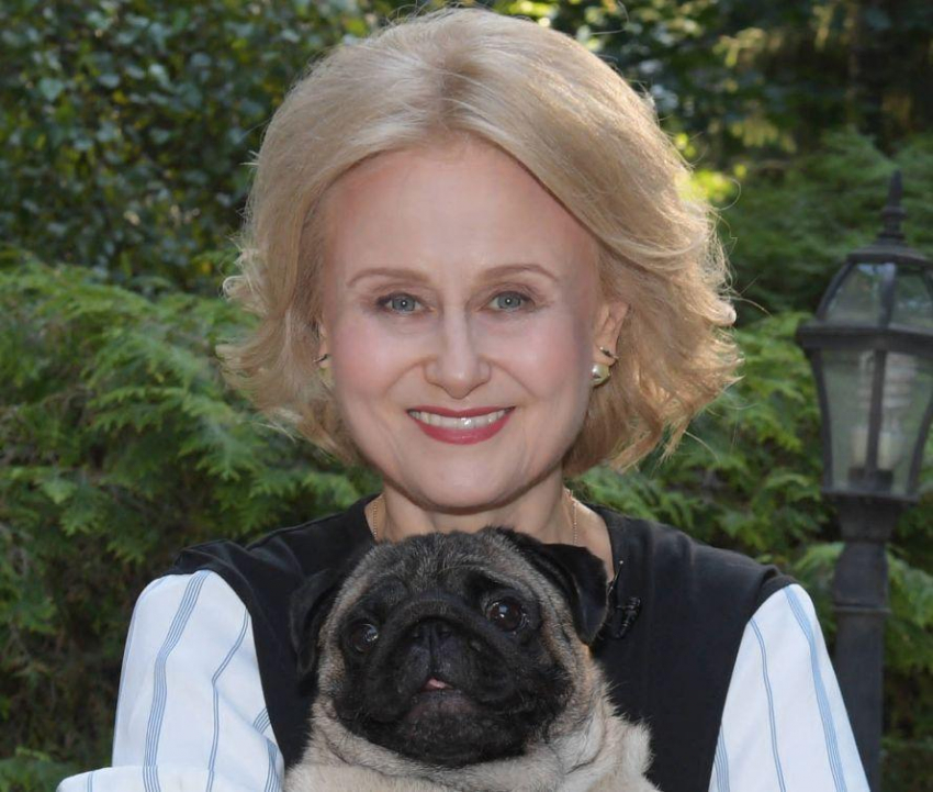 Дарья Донцова просила подругу выйти замуж за ее мужа после постановки диагноза