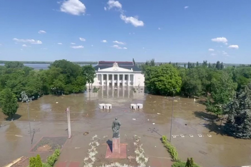 Мэр Новой Каховки Леонтьев: пять человек погибли после разрушения Каховской ГЭС