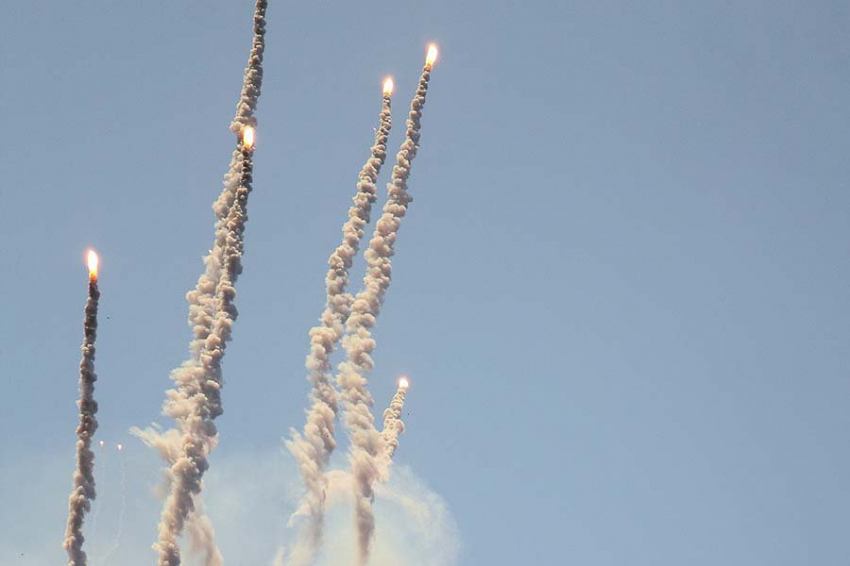 Глава Крыма Аксенов: ПВО сбила две украинские баллистические ракеты «Гром-2»