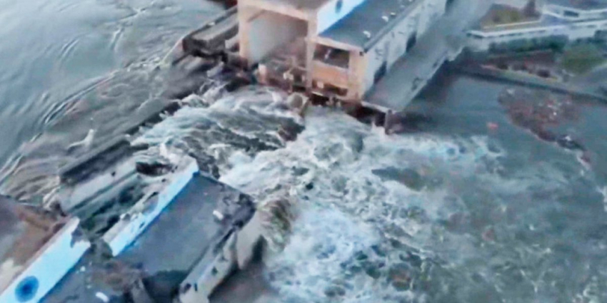 Кто взорвал Каховскую ГЭС в июне 2023 года и чем грозит разрушение плотины: последние новости о происшествии на сегодня 17 июня 2023