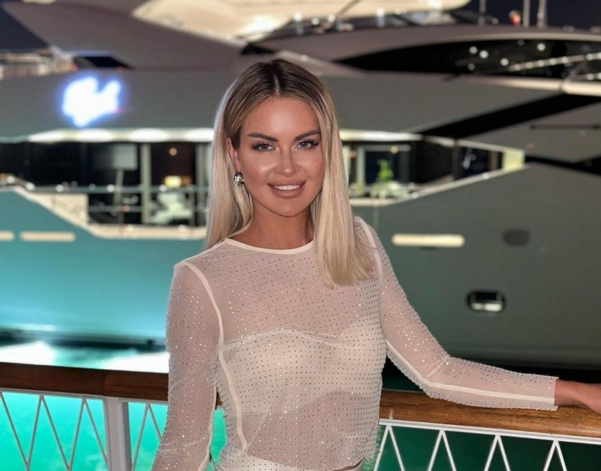 Участница "Дом-2" Марина Африкантова пожаловалась на лишний вес