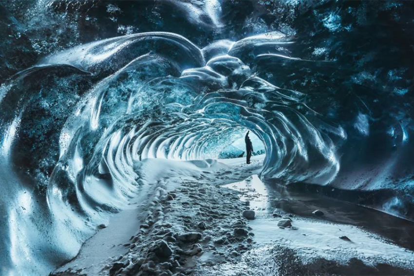 Ледяная пещера Анаконда: огромная «змея» скрывается в леднике Ватнайёкюдль в Исландии