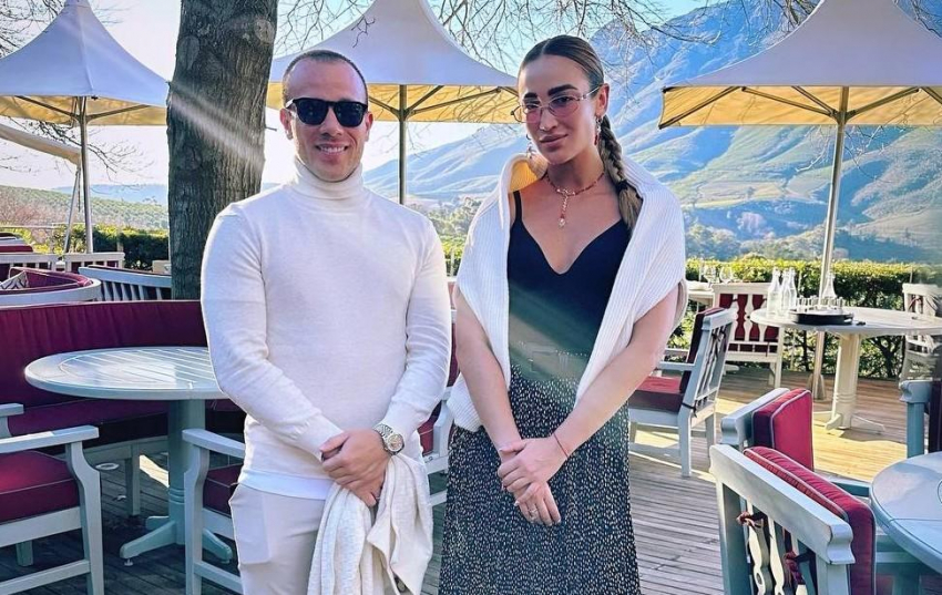 Ольга Бузова заявила, что собирается «поднять с колен» российский футбол