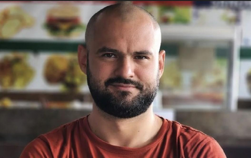 Юмористу Андрею Скороходу из «чёрной полосы» в жизни помог выйти долг