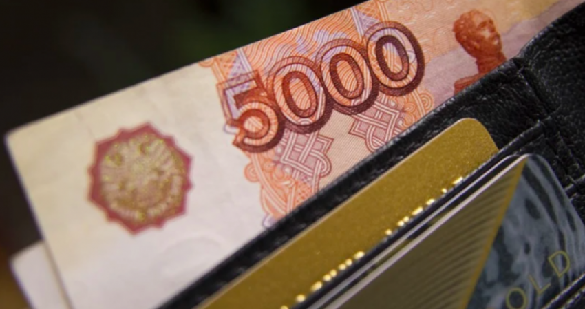 Что известно о новых правилах выплаты пособий по уходу за ребенком для работающих родителей