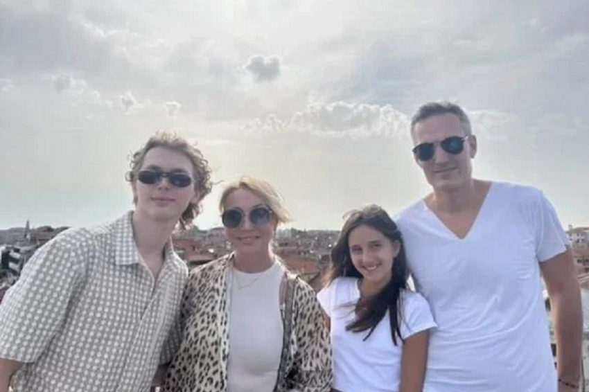 Певица Кристина Орбакайте показала кадры с семейного отпуска в Венеции