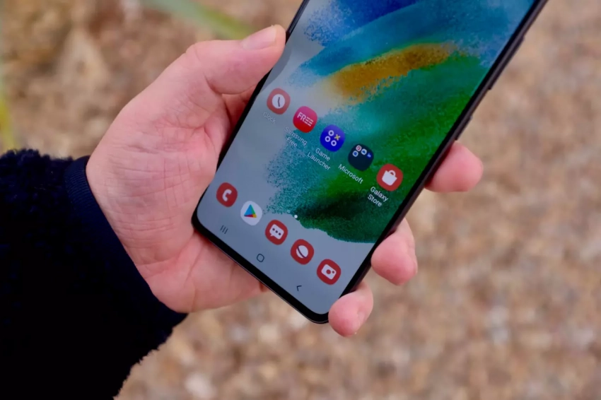 Samsung Galaxy S23 FE получит зарядку на 25 Вт