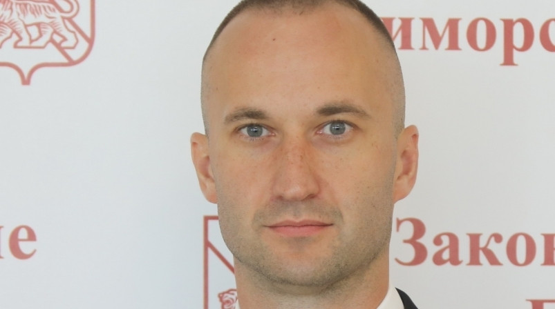 В ЗС ПК признали неуважительными причины годового отсутствия на работе Дмитрия Назарца