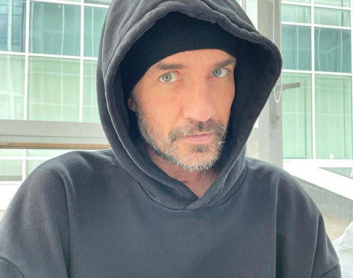 Роман Костомаров опубликовал видео занятий на беговой дорожке на протезах