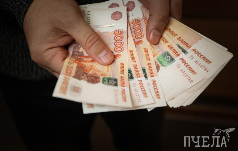 Челябинский шлифовщик по металлу потерял 4 млн рублей, пытаясь заработать на трейдинговой бирже