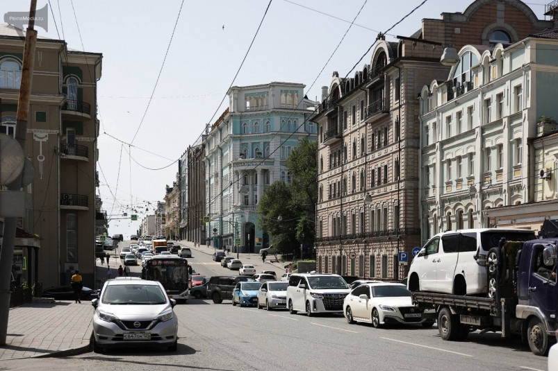 “Это то самое здание”: фото главной улицы Владивостока в 1910-е удивило многих приморцев