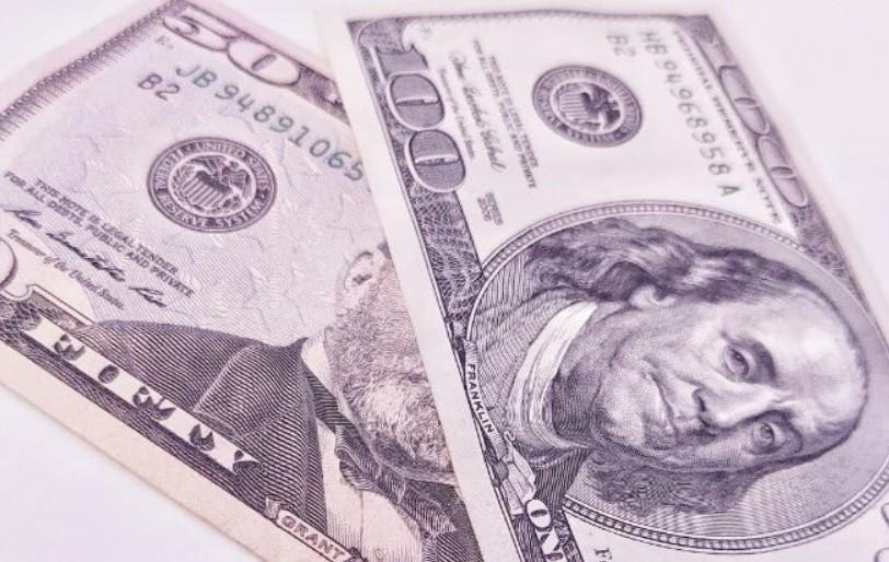 В ФТС рассказали о росте количества незаконного перевоза наличной валюты