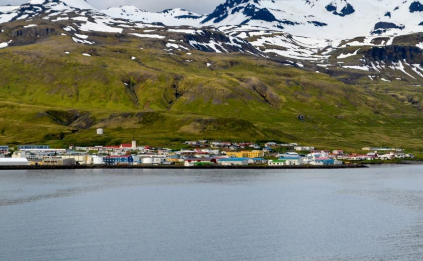 Российские туристы в скором времени смогут без визы отправиться на архипелаг Шпицберген