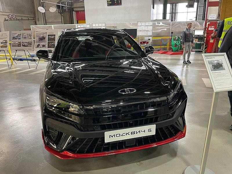 "Москвич" продемонстрировали этапы проверки автомобилей на заводе