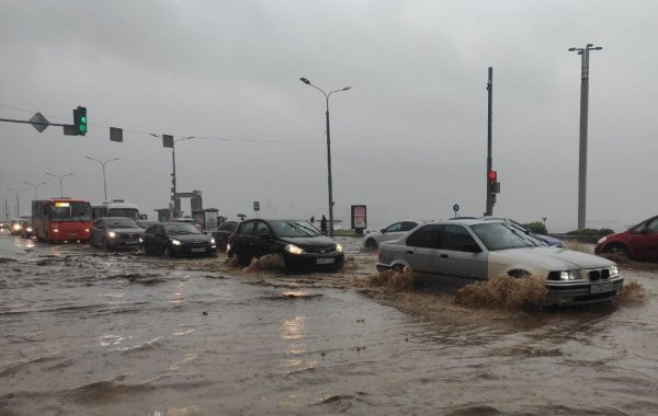 В Нижнем Новгороде случился потоп из-за сильных ливней: подробности на 10 июля 2023 года
