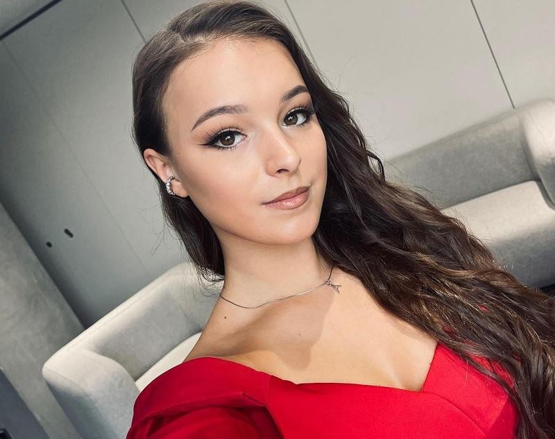 Фигуристка Анна Щербакова призналась, что стеснялась брать интервью у конкурсантов «Ледникового периода»