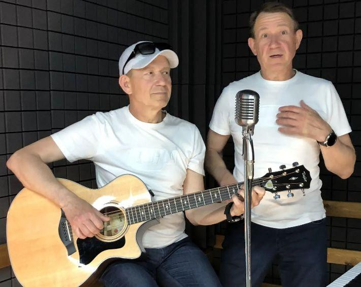 Юморист Валерий Пономаренко впервые появился на сцене после смерти брата-близнеца