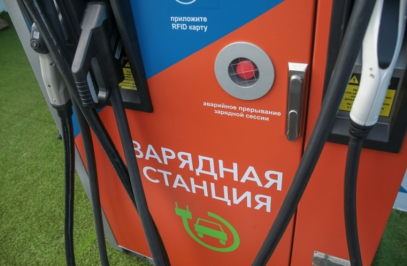 Еще четыре новые зарядные станции для электромобилей начнут работать в ЕАО в июле