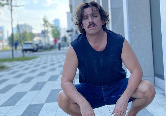 Пародия Максима Галкина на Михалкова и шутки о Родине возмутили россиян