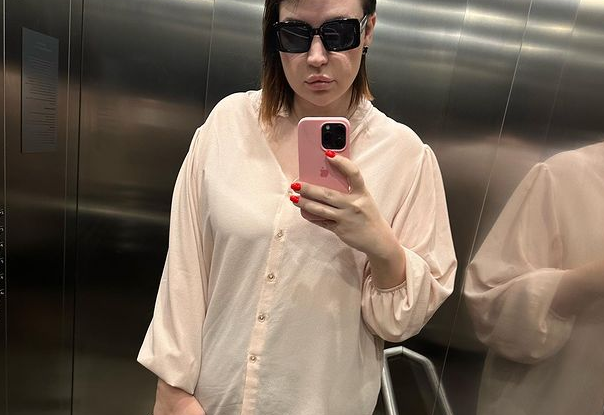 Звезда "Дома-2" Саша Черно намекнула на развод