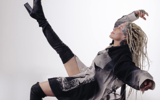 Наргиз заявила, что российский шоу-бизнес не принял ее из-за принципов