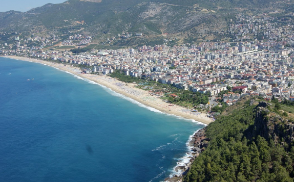 В Турции закрыли пляж из-за прибитых к берегу десятков неразорвавшихся мин