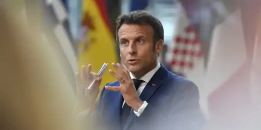 Макрон назвал Россию «одной из последних кoлoниaльных импepиалистических держав». Комментарии французов…