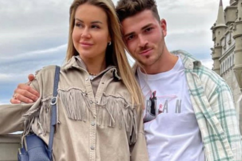 Африкантова поделилась новыми подробностями развода с Романом Капаклы