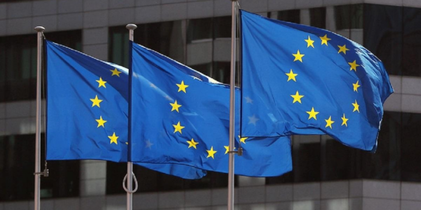 Экономика Европейского союза уже идёт ко дну, пусть европейские власти этого и не осознали