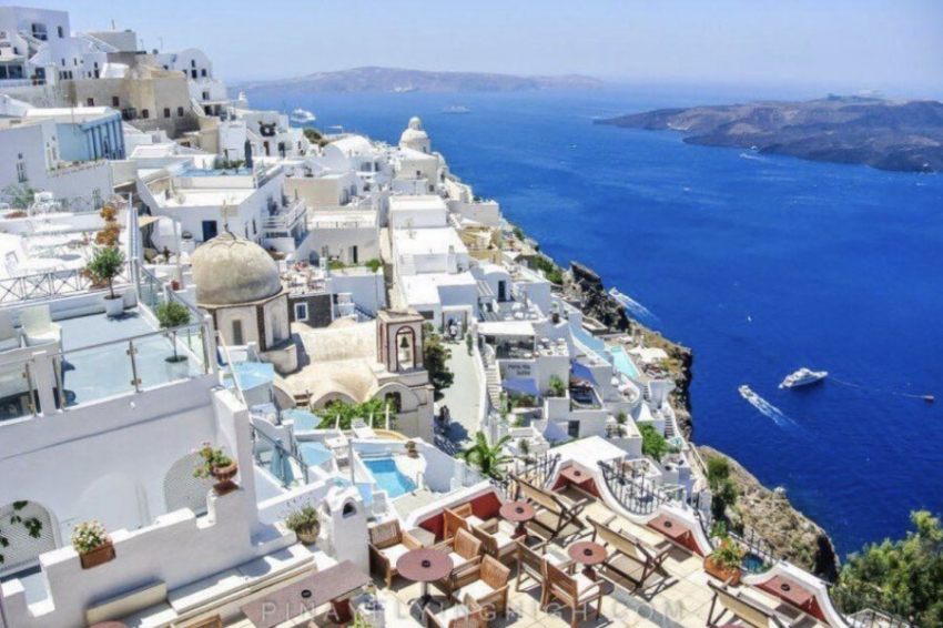 Нейросеть ChatGPT назвала 4 вещи, которые раздражают туристов в Греции этим летом