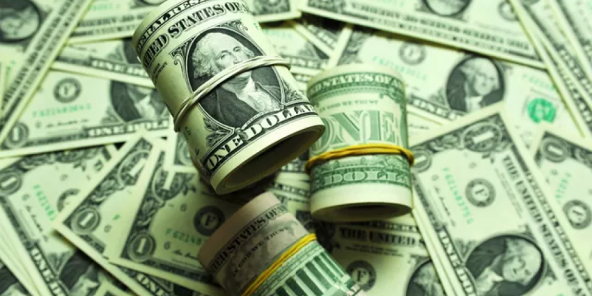 Силуанов: «Доллары и евро стали токсичными». Мол, то ли дело рубль — наше всё. Им мы и станем отдавать долги