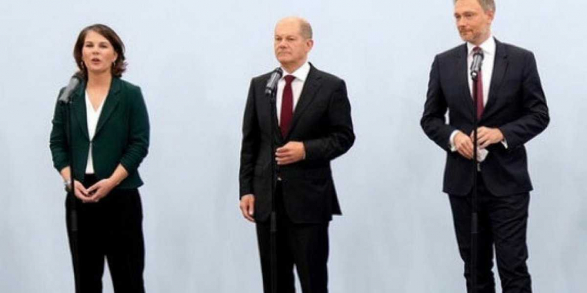 «Светофор» или «Стоп-сигнал»? В Германии началась самая трудная фаза коалиционных переговоров