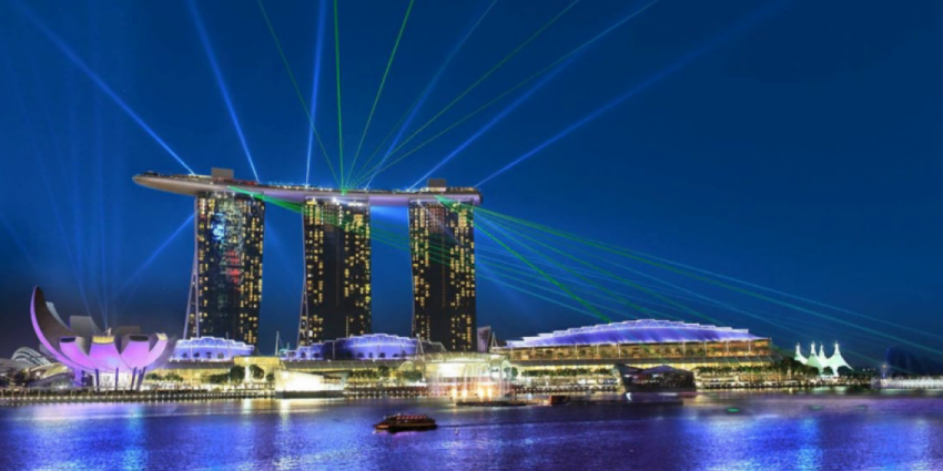 Французский банк требует у России не отбирать имущество