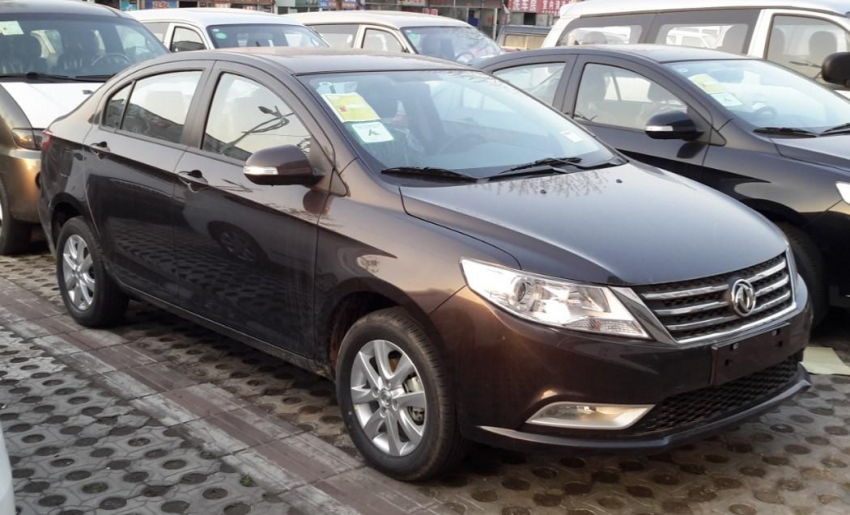 Dongfeng представил спортивный седан Shine Max на автомобильном рынке России