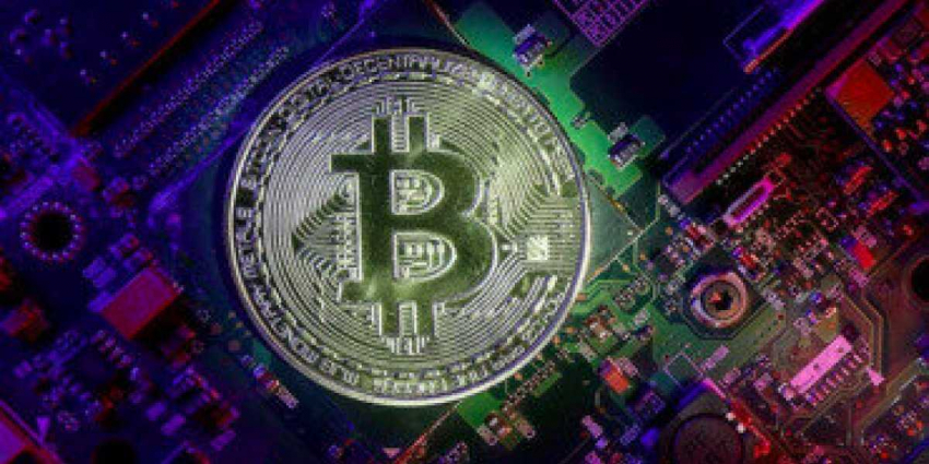 WSJ: На суде в США могут раскрыть личность создателя биткоина