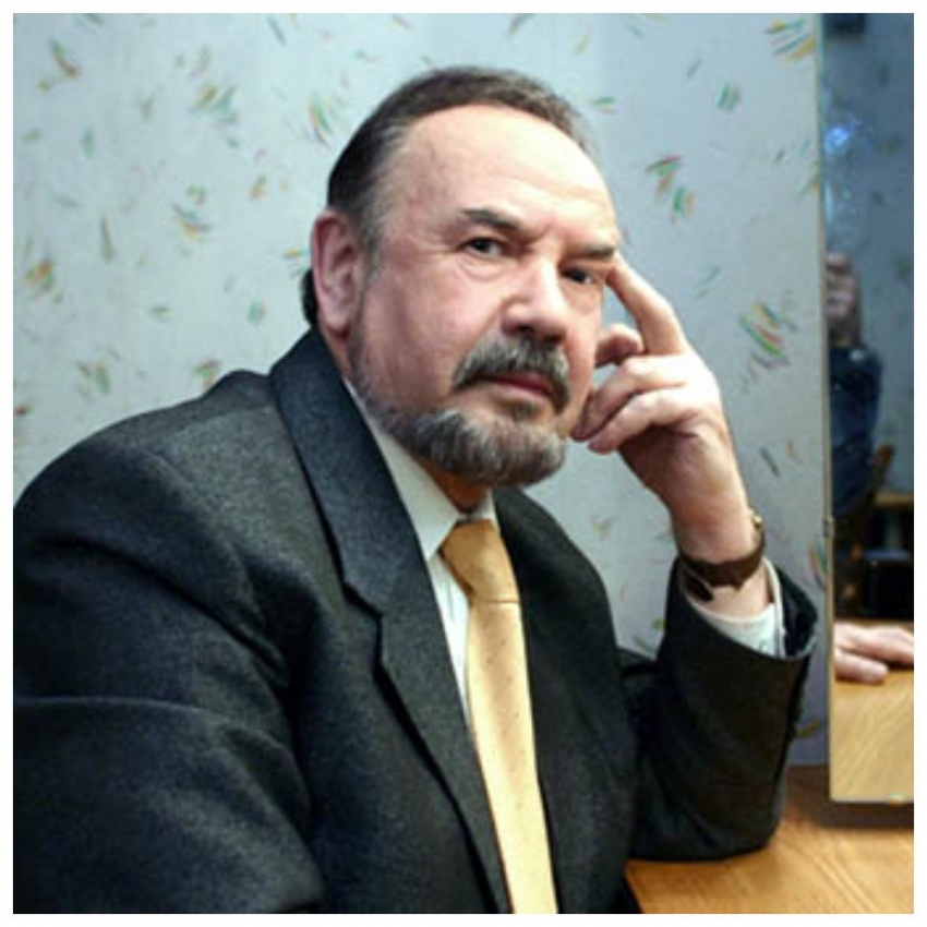 Умер народный артист РФ, актер из «Бега» и «Утиной охоты» Анатолий Гладнев