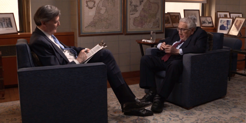 Путин должен уйти!: США устами Генри Киссинджера предлагает один вариант мира