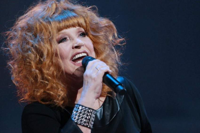 Алла Пугачева готова петь на корпоративах за 50 миллионов рублей