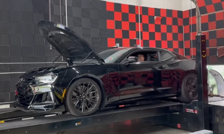 829-сильный Chevrolet Camaro ZL1 взорвался во время теста на стенде
