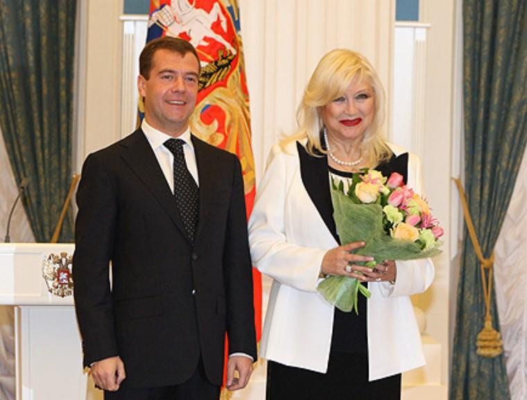 Марина Зудина поблагодарила Ирину Мирошниченко за терпение и помощь