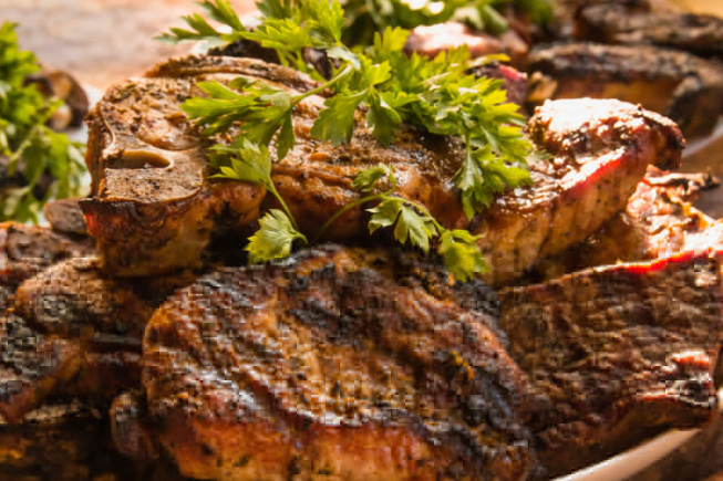 Гастроэнтеролог Кашух не рекомендует запивать шашлык холодными напитками опасно для здоровья