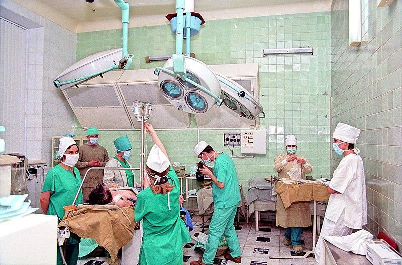 Тобольские хирурги извлекли из желудка и кишечника ребёнка 23 инородных предмета