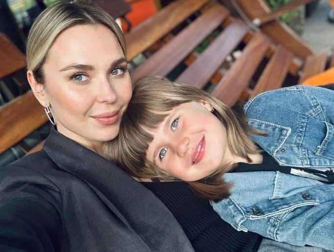 Дочь Пелагеи стала главной звездой на премьере мультфильма «Леди Баг и Супер-Кот: пробуждение силы»