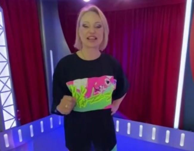 Алла Довлатова встала на сторону певицы Славы в её конфликте с хирургом Хайдаровым