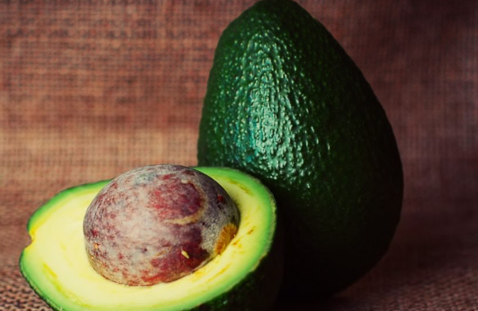 Диетолог Капралова посоветовала для снижения веса есть авокадо