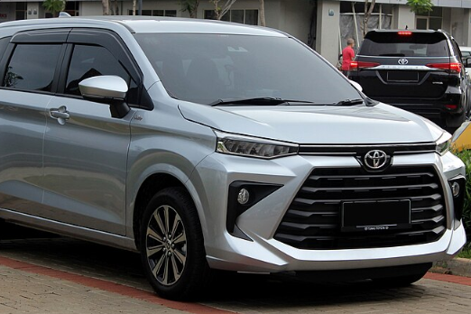 Эксперт Шапарин: Запрет на поставки японских машин в Россию приведет к дефициту запчастей