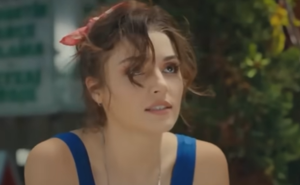 Режиссер Аравин рассказал об авторских доработках адаптации сериала «Постучись в мою дверь»